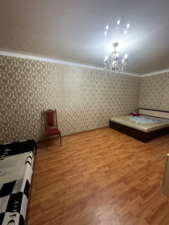 Комната в частном уютном доме с огромным двором