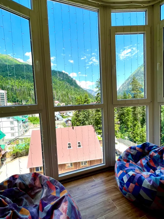 Квартира с шикарным видом Dombay_flats "Легенда"