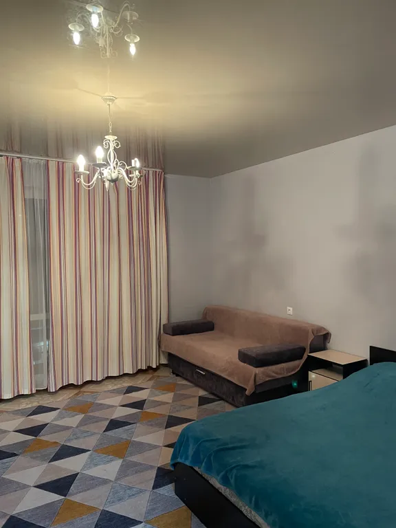 Квартира Комната с кухней балконом — аренда посуточно в Небуг