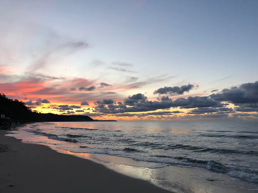 Sea and Lake Svetlogorsk