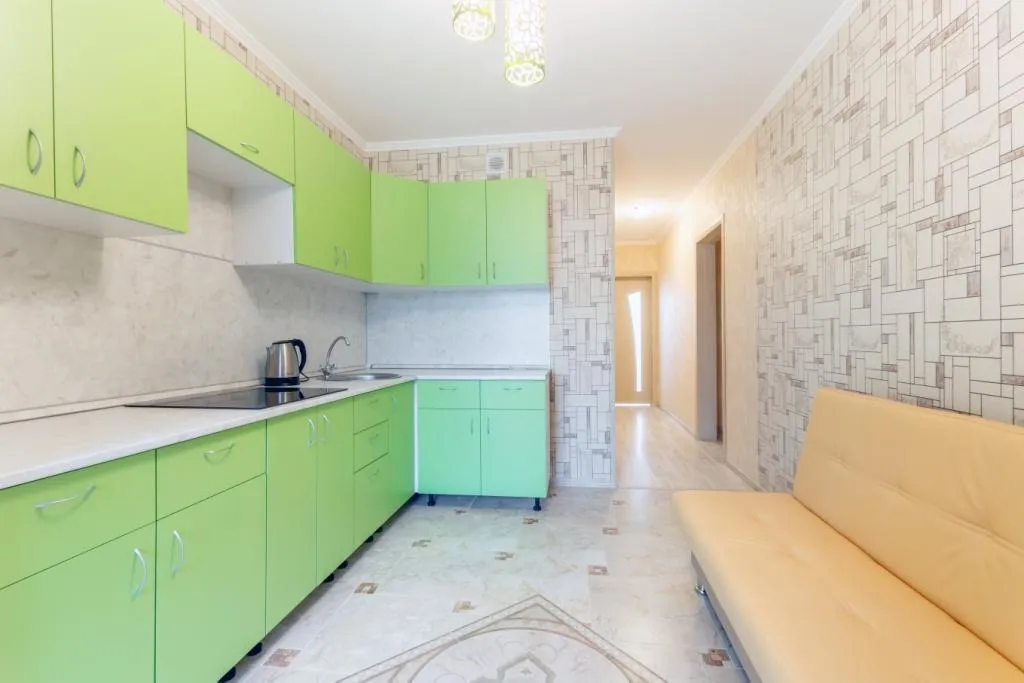 Апартаменты с двумя спальнями и кухней-столовой у ФОК Салют