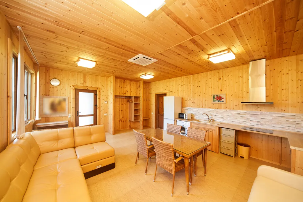 Коттедж Деревянный дом с личным бассейном в усадьбе Можжевеловый дворик — Айвовое