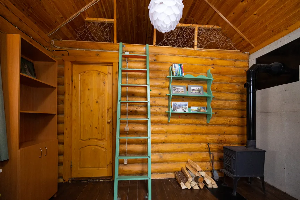 Волшебная Беличья Избушка на территории арт-усадьбы Туманный Хемуль