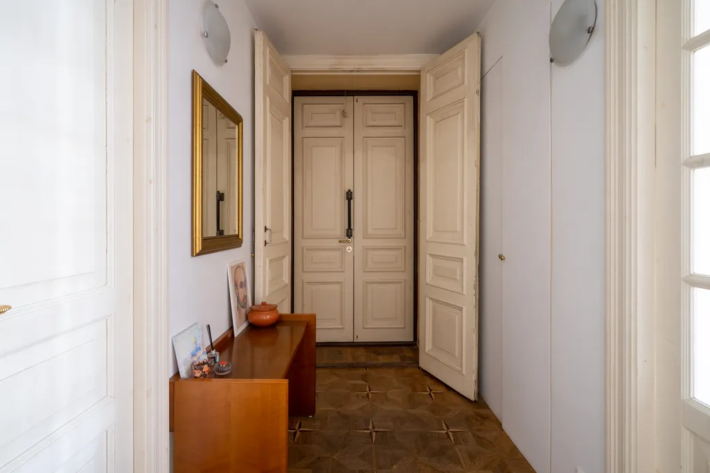 Квартира Квартира 3 минуты до Исаакия и Дворцовой, до 6 гостей — Санкт-Петербург