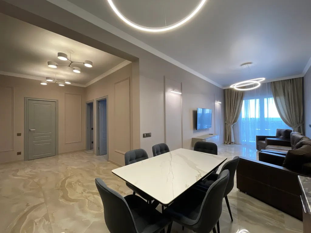 Квартира 3-комнатная с видом на море, дизайнерский ремонт — аренда посуточно в Адлер