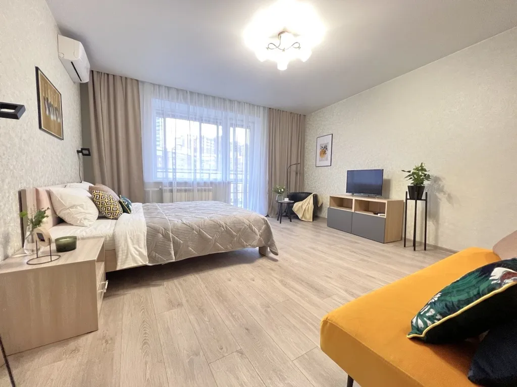 Квартира Квартира Sunny house 2шка студия с качелями на панорамной лоджии — Новосибирск