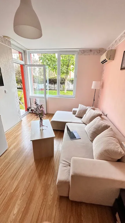 Тихая квартира Sunny Beach