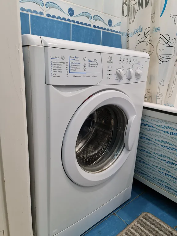 Однокомнатная рядом с центральной Мечетью