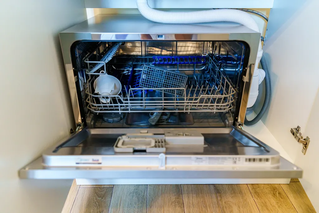 Светлая квартира рядом с морем