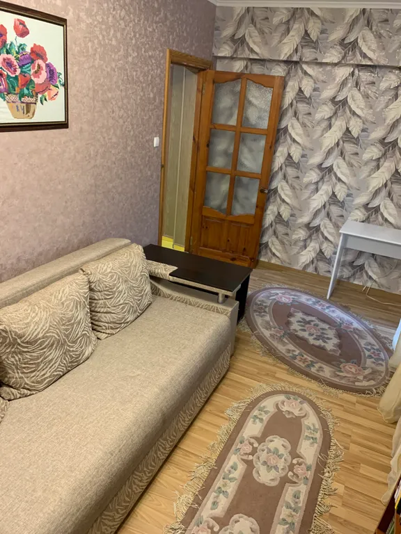 Большой дом с парковочным местом