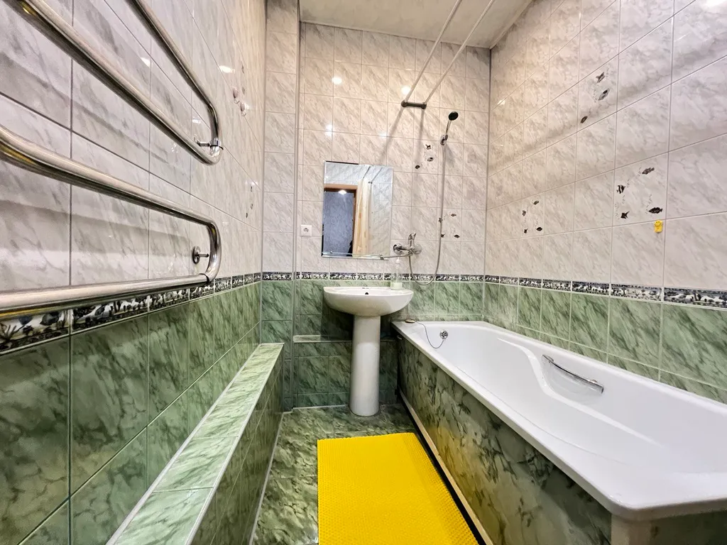 Двухкомнатная ЦЕНТР Новый дом