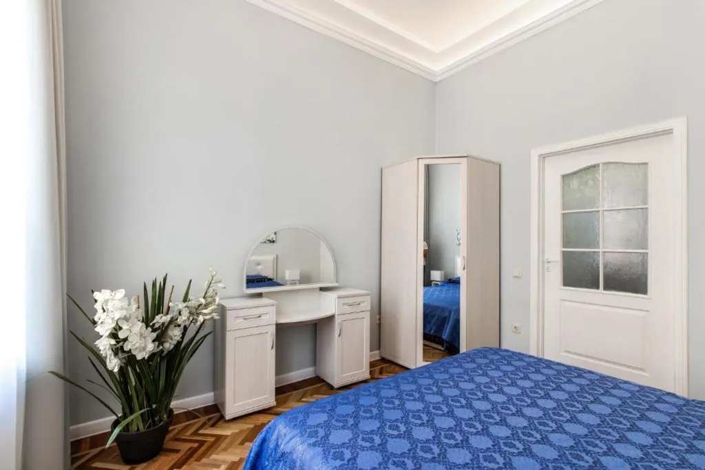 Квартира Квартира Апартамент у Эрмитажа — Санкт-Петербург