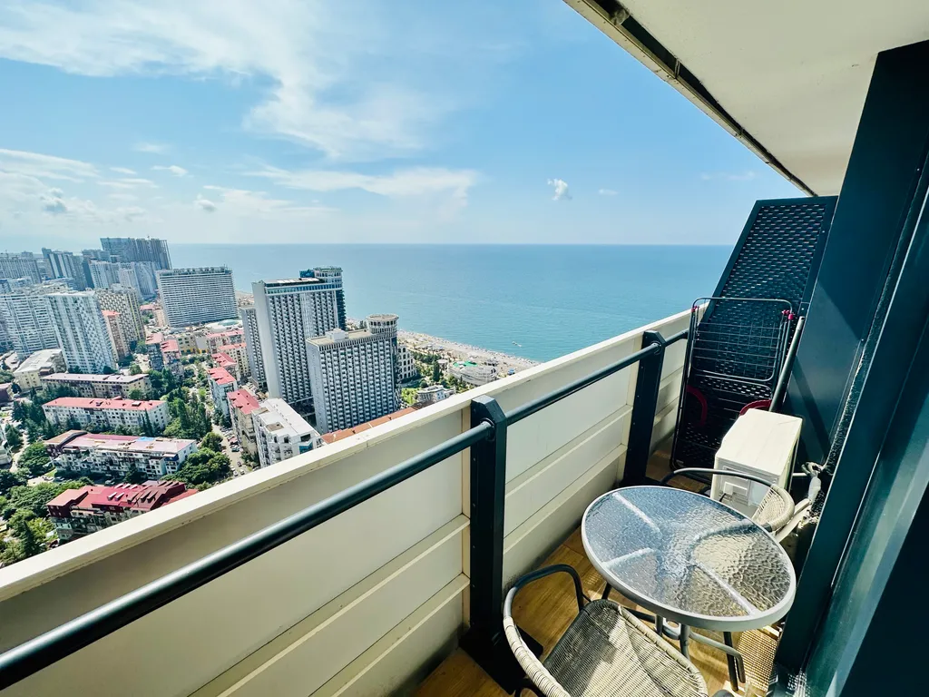 Sea Sunset Residence 43 floor