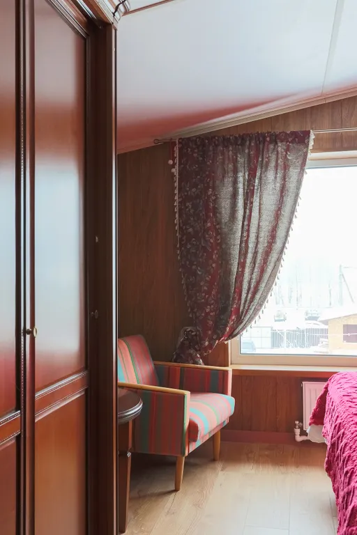 Коттедж Апартамент в стиле Pop-art с видом на бассейн — Пеники