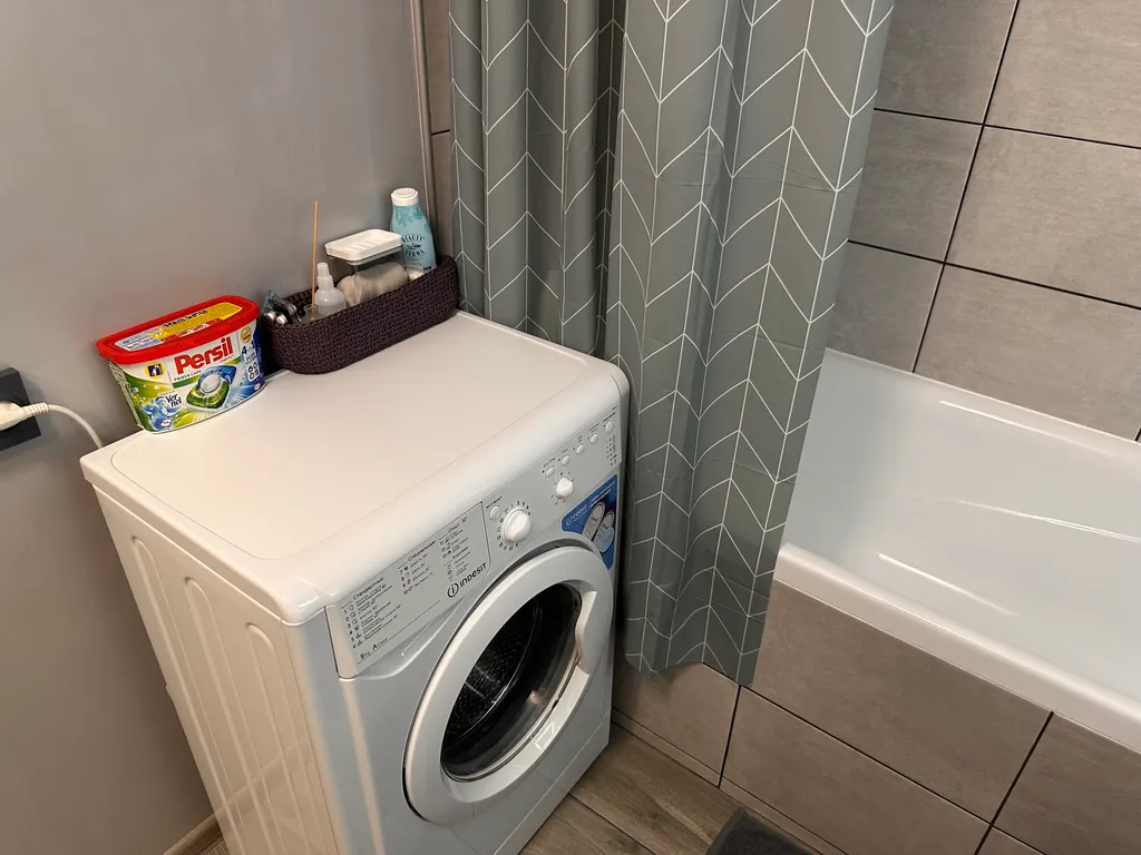 Уютная студия с видом на город