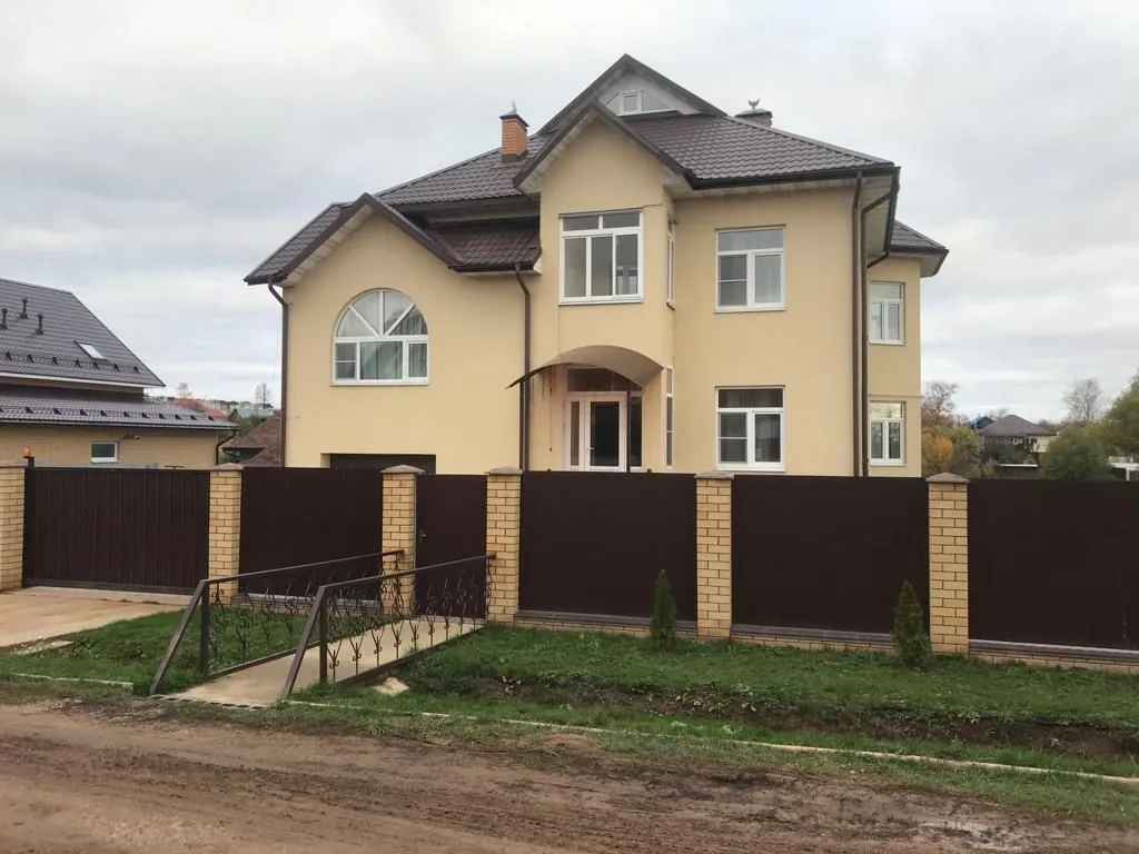 Коттедж Трёхэтажный дом на берегу Волги — аренда посуточно в Калязин