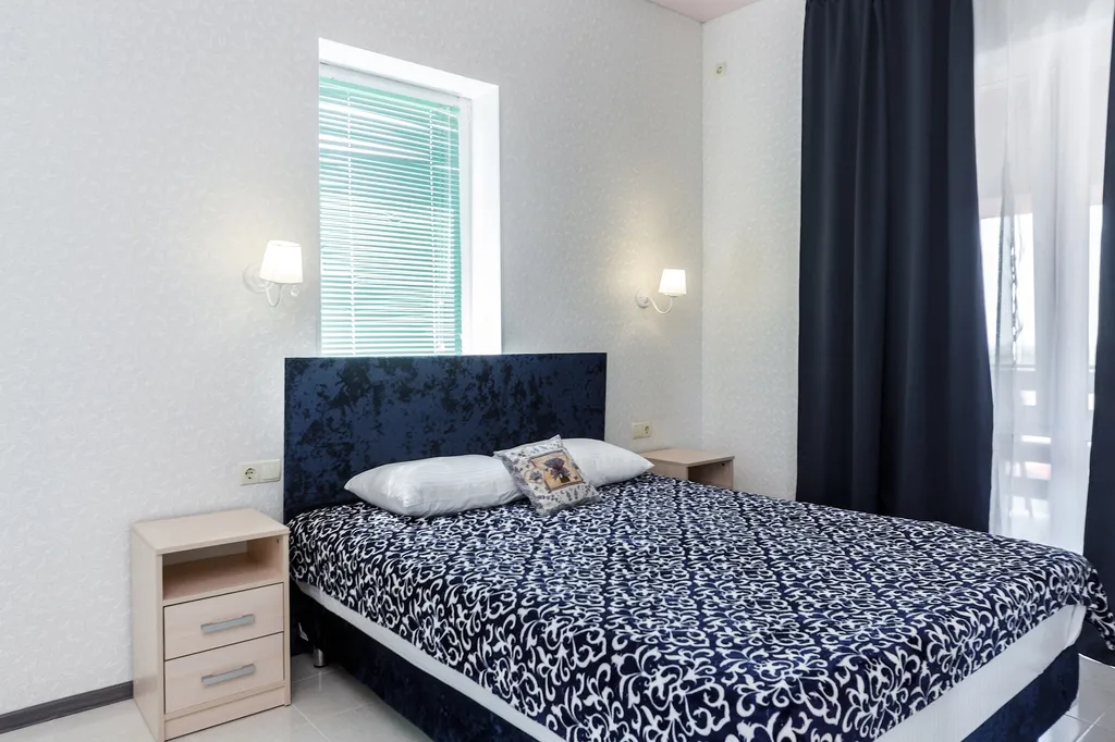 Квартира Апартаменты люкс двухкомнатные с большой лоджией и видом на море — аренда посуточно в Знаменское