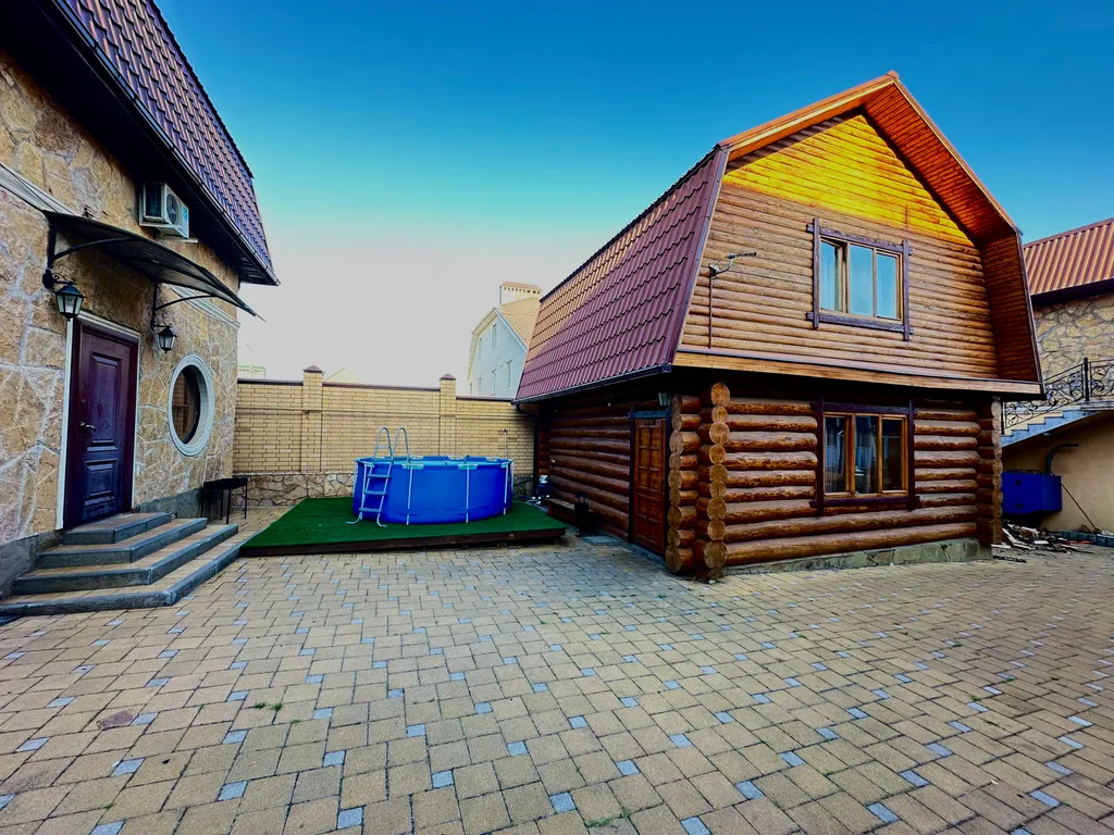 Сруб с баней на дровах