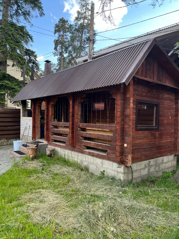 Уютный коттедж с баней для большой компании