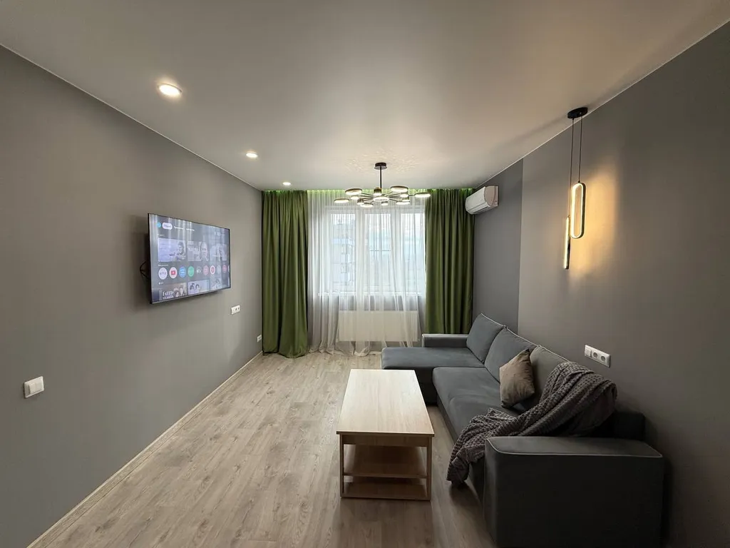 Квартира в 5 минутах пешком до Парка облаков. Парк Галицкого