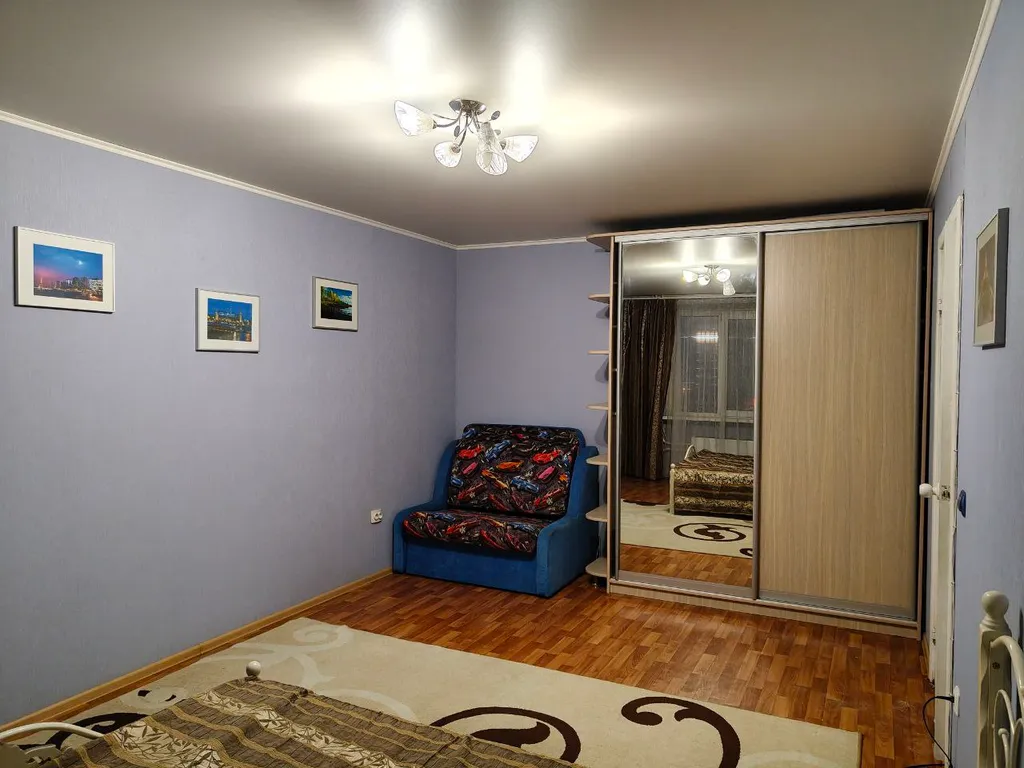 Квартира мк. Р-н молодежный. Есть все необходимое. Чистота и комфорт