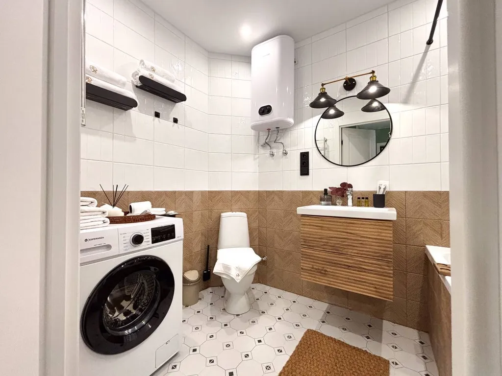 Новая евро-двухкомнатная недалеко от центра Кирова