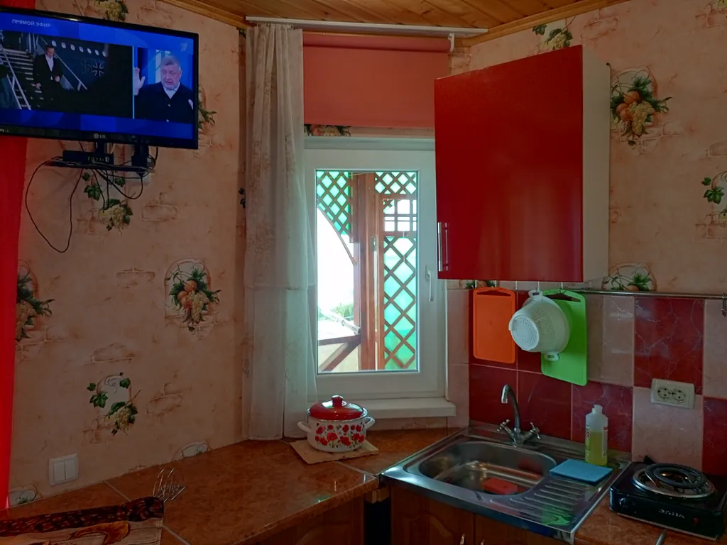 Видовая студия с террасой вид на море и горы