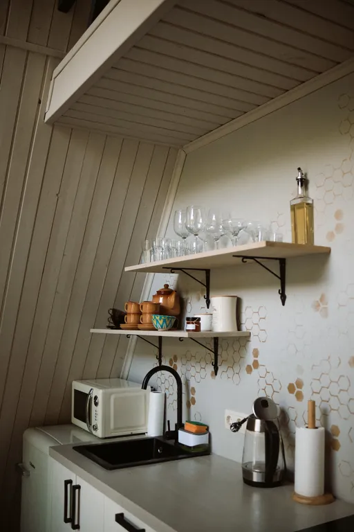 Уютное шале на берегу ручья с баней и купелью на уединенной террасе