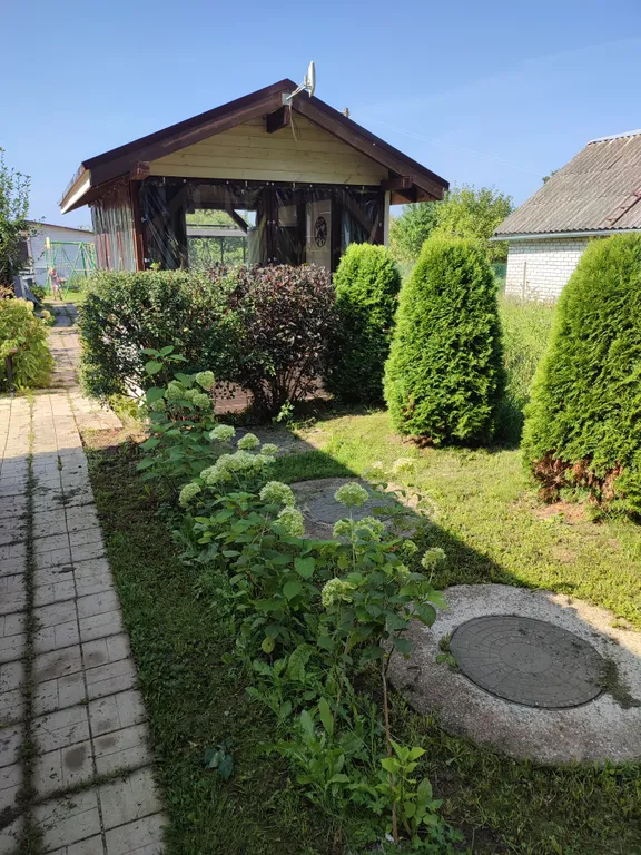 Коттедж Дом с 2 спальнями и кухней -гостиной — Надевицы