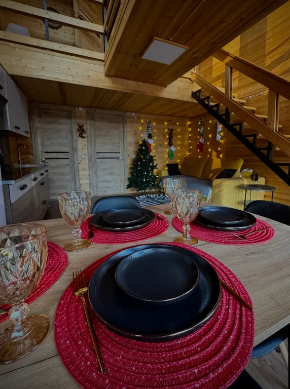 Коттедж Барнхаус с шикарным видом на горы — аренда посуточно в Теберда