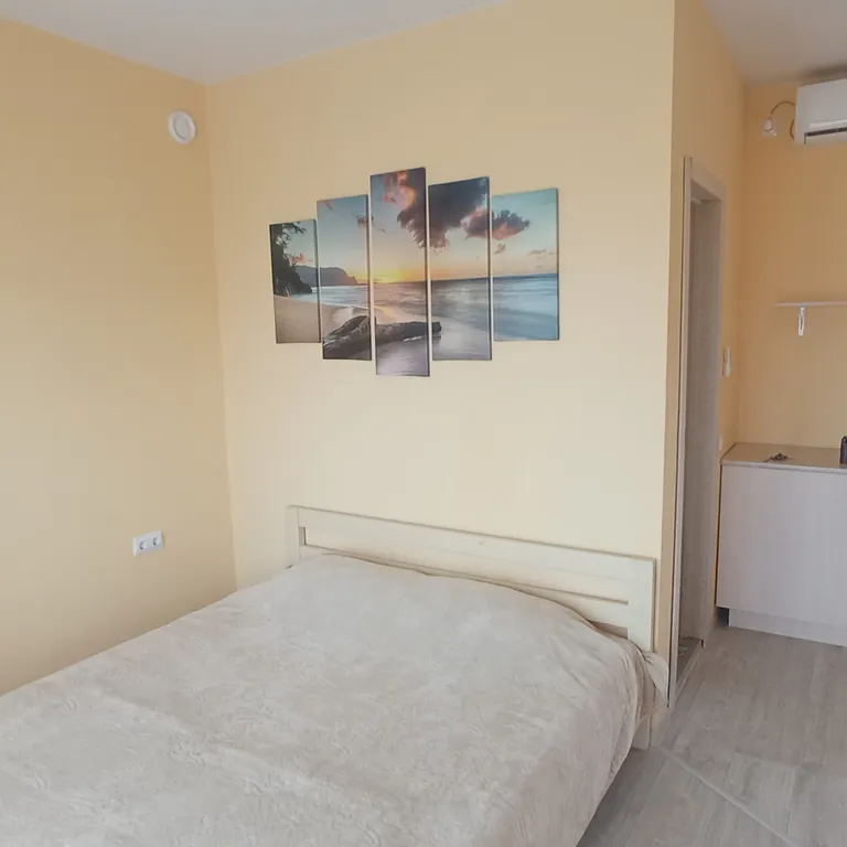 Квартира Квартира Трехместная студия с видом на море — Севастополь