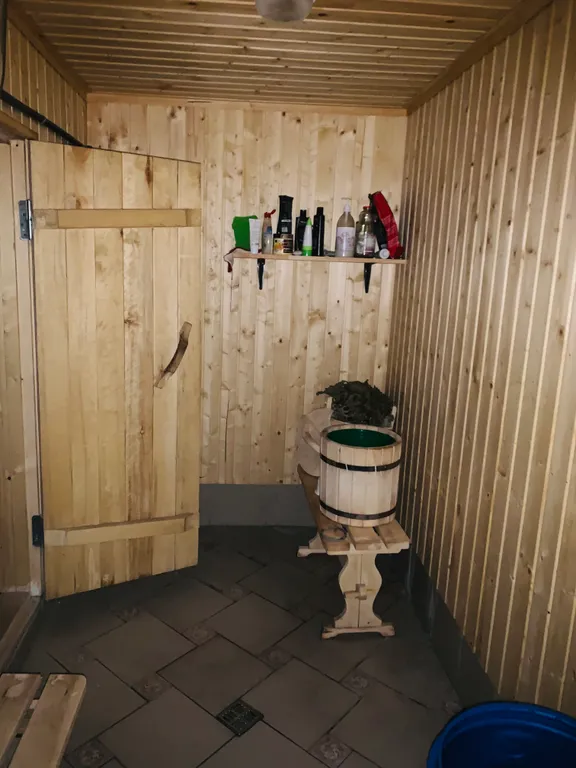 Дом с баней и с видом на Волгу