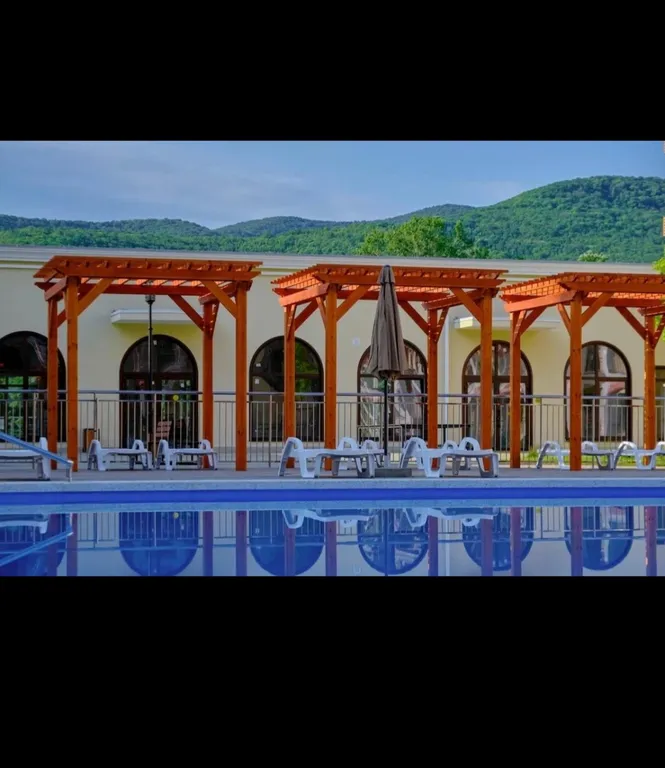 Просторная квартира с бассейном в ЖК Кипарис — аренда посуточно в Сукко