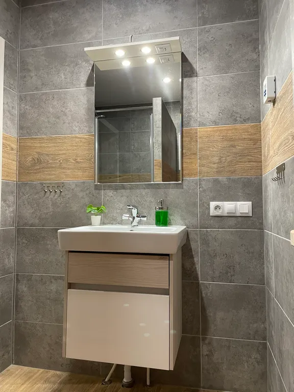 Коттедж с сауной на горке