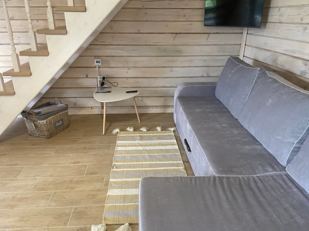 Уютный двухэтажный дом с двумя спальнями, с прекрасным видом на горы