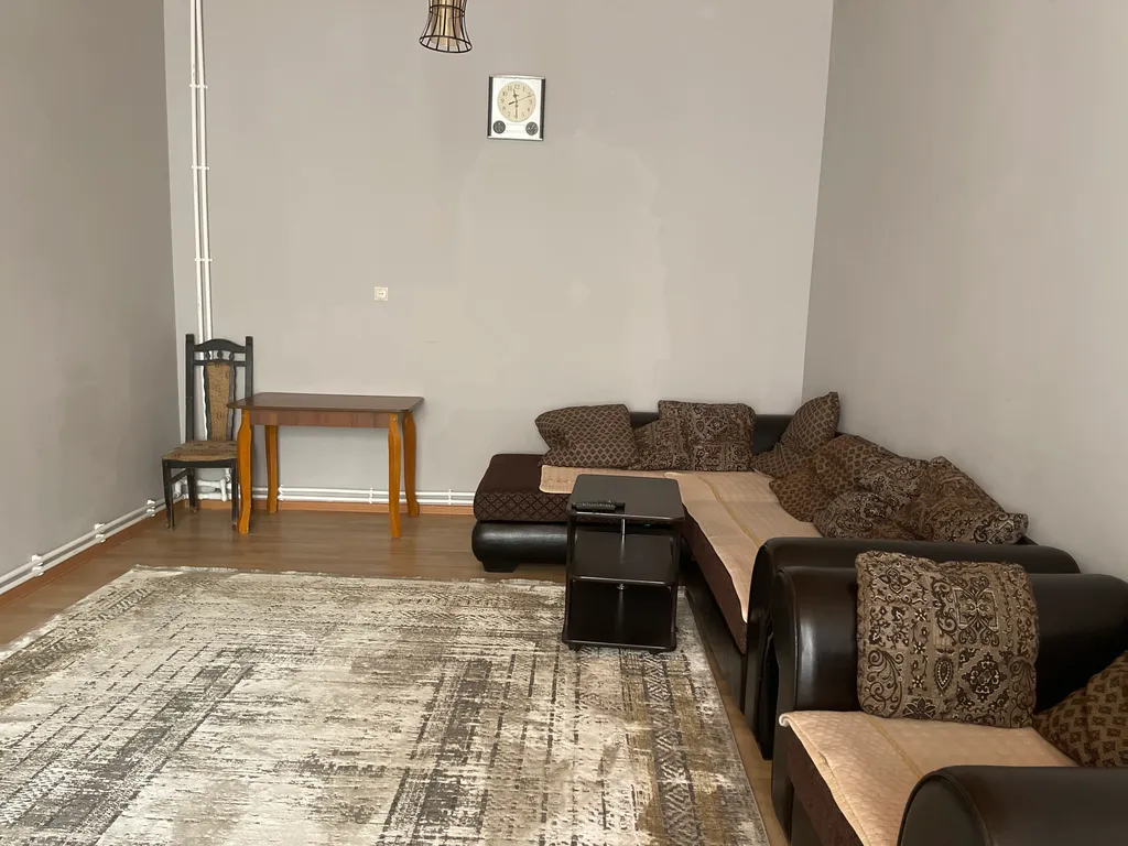 Коттедж Уютный дом у мopя с садом перед домом — Махачкала