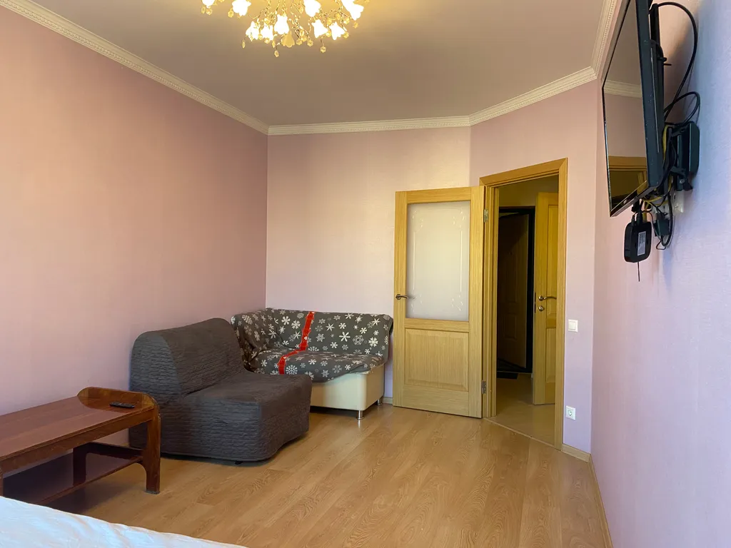 Квартира 1-комнатная квартира у метро Автово — Санкт-Петербург