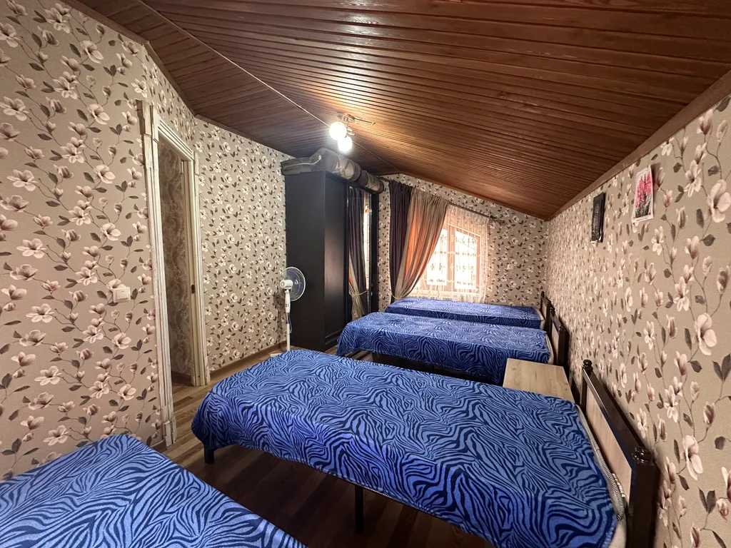 Дачный гостиный дом недалеко от моря