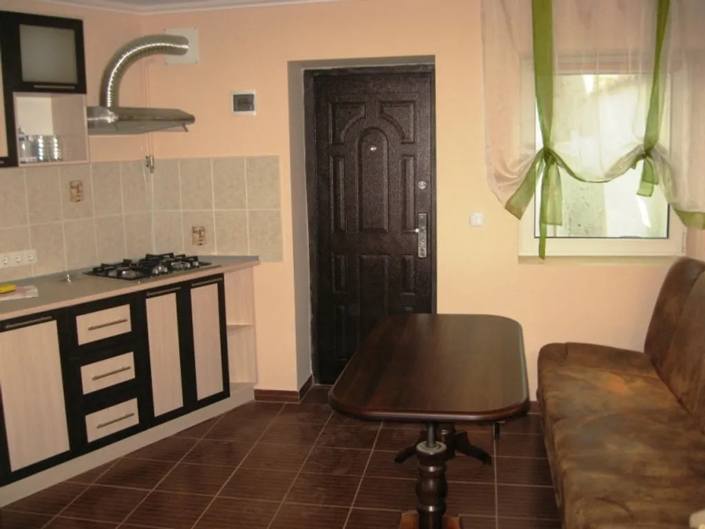 Коттедж в частном секторе