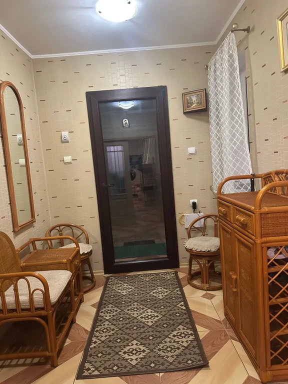 Сказочный домик в лесу, у моря