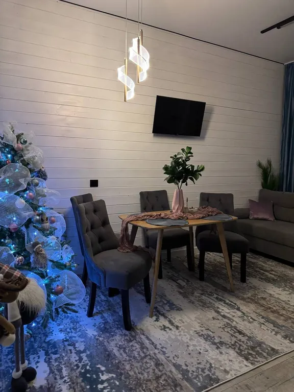 Зеркальный домик 1