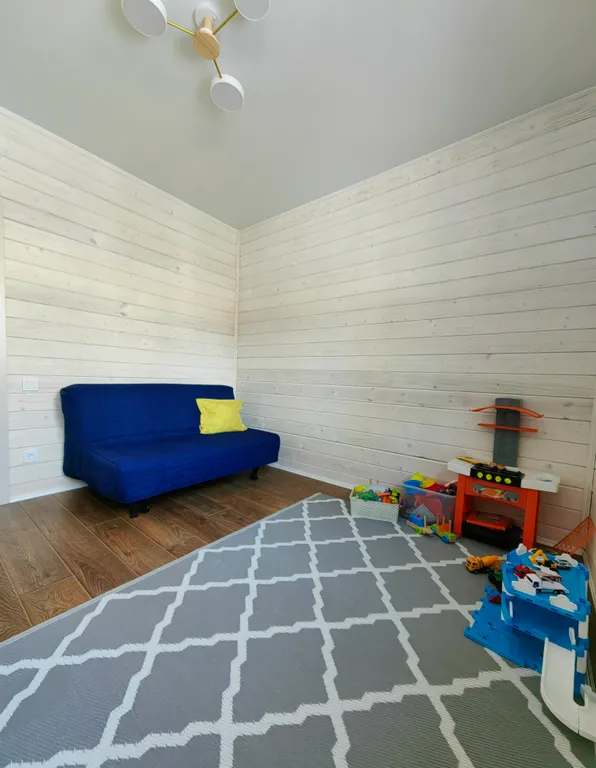 Стильный и уютный дом вблизи города