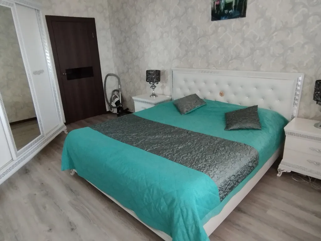 Квартира Двухкомнатные Апартаменты с видом на море — Ейск