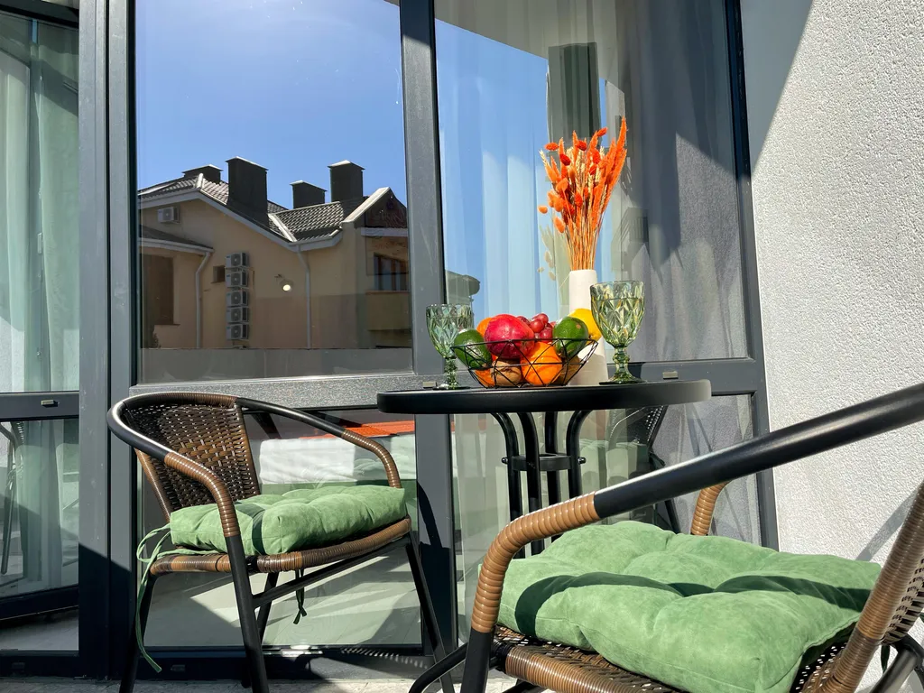 Студия с балконом, видом на море, 3 минуты до пляжа