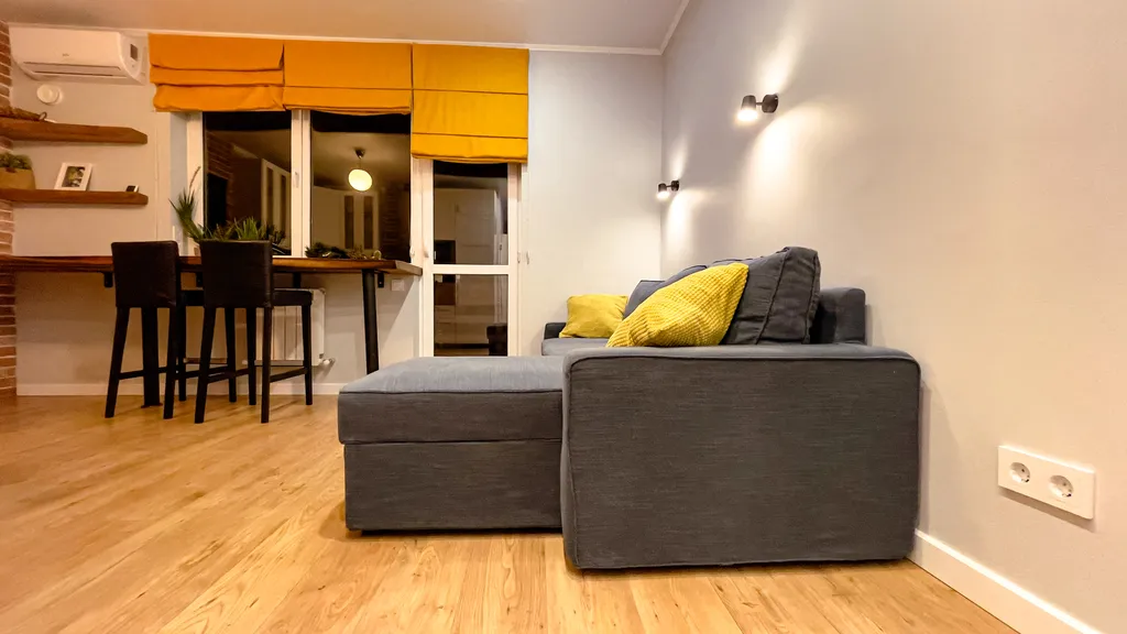 Семейный апартамент с двумя балконами