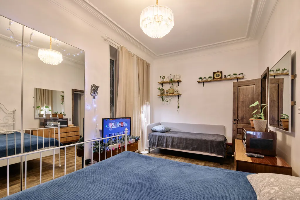 12-местный апартамент в ретро стиле с кинотеатром и Sony PS4