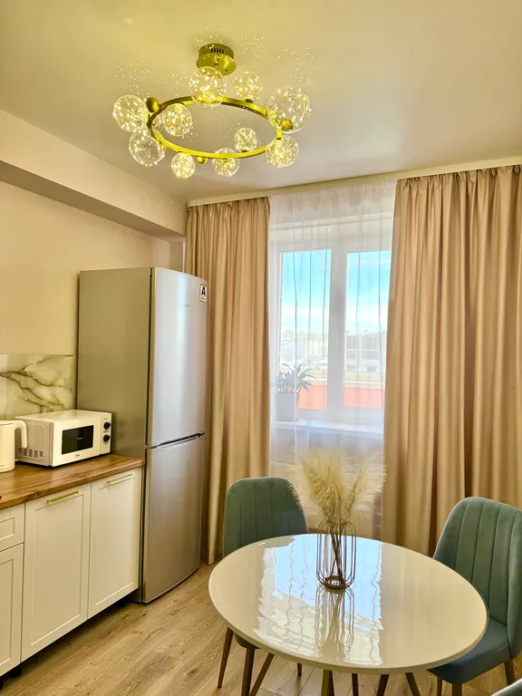 Стильная квартира с новым ремонтом в центре Индустриального района