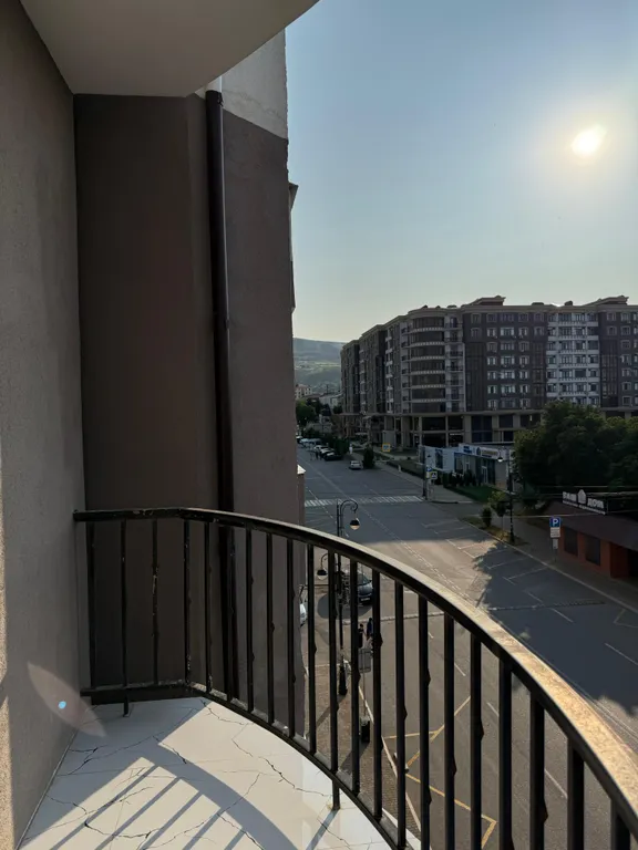 Уютная квартира в центре города рядом с фонтаном, с видом на город