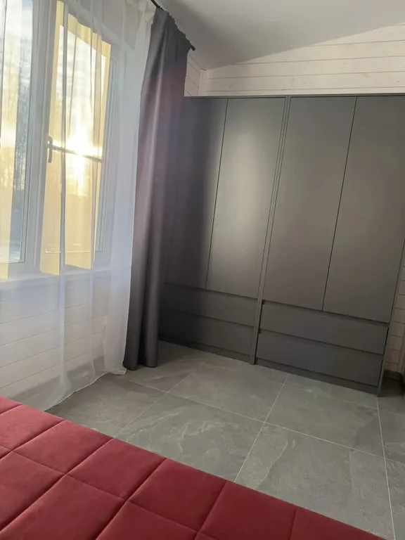 Уютный дом в черте города