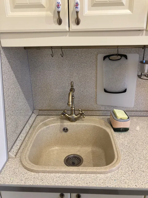 Студия у метро